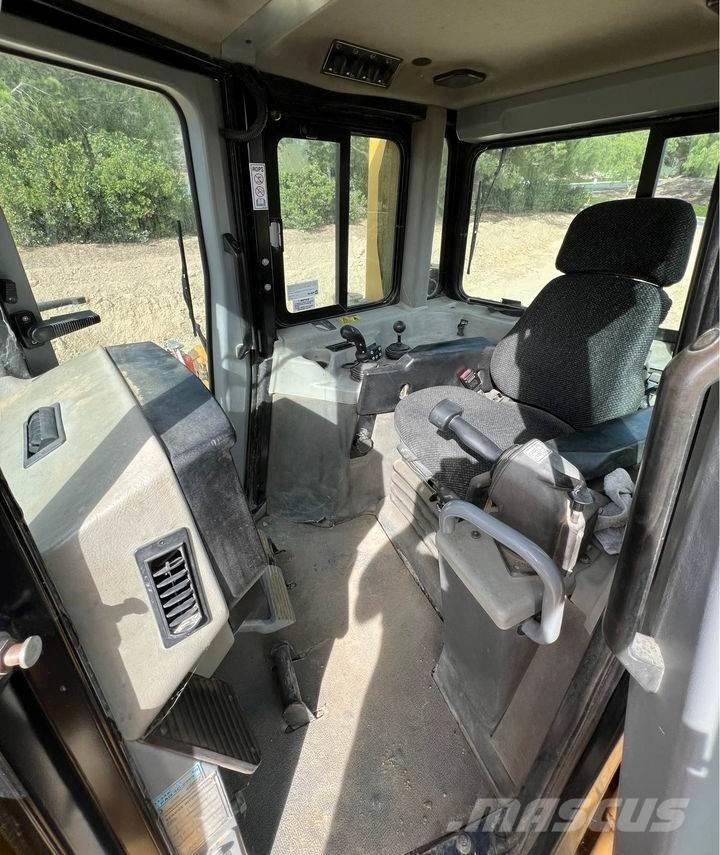 CAT D6T Rupsdozers