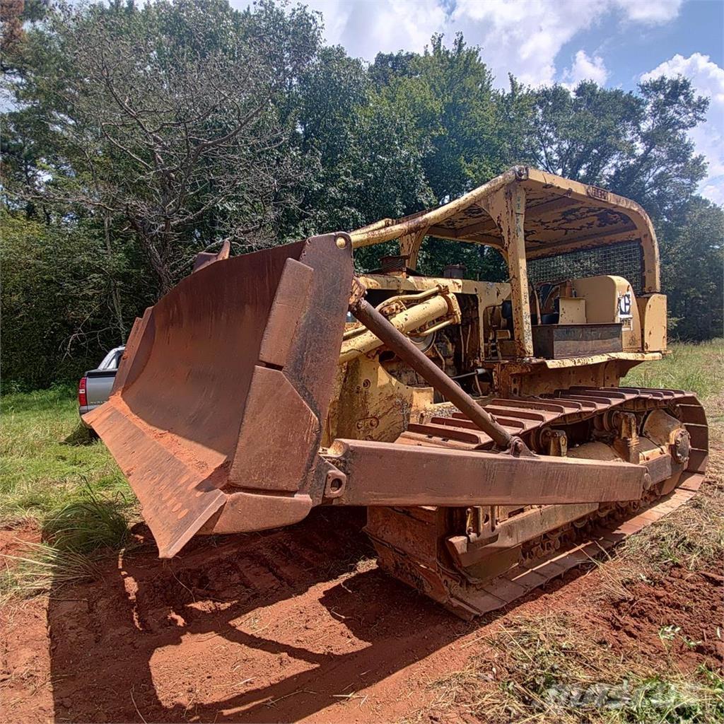 CAT D7E Rupsdozers