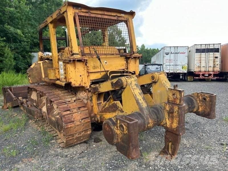 CAT D7F Rupsdozers