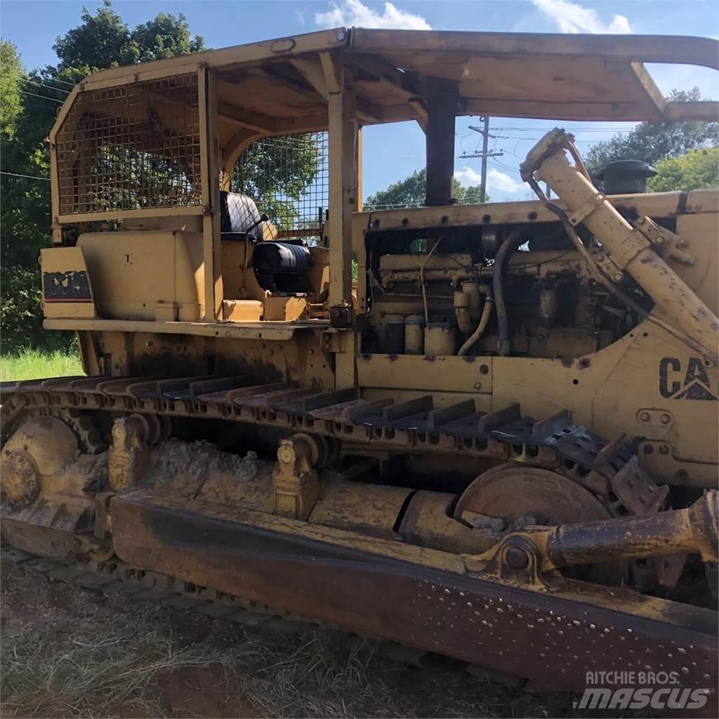 CAT D8H Rupsdozers