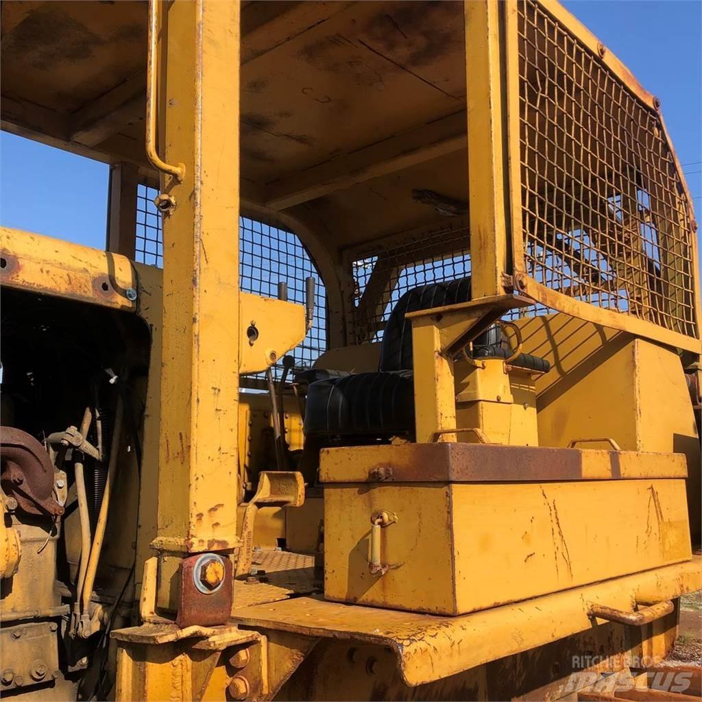 CAT D8H Rupsdozers