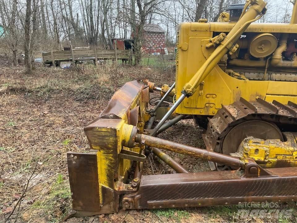 CAT D8H Rupsdozers