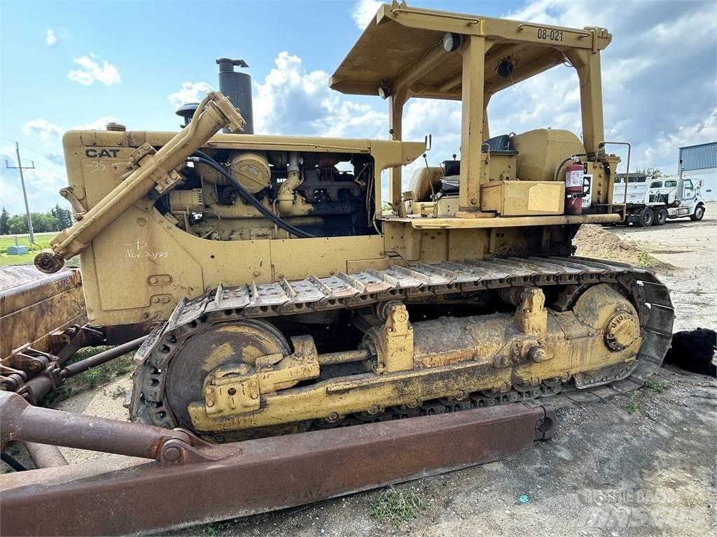 CAT D8H Rupsdozers
