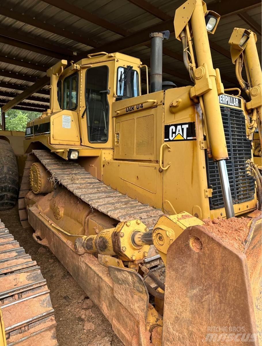 CAT D8N Rupsdozers