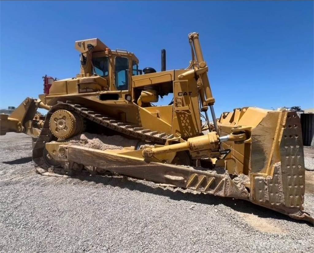 CAT D9L Rupsdozers