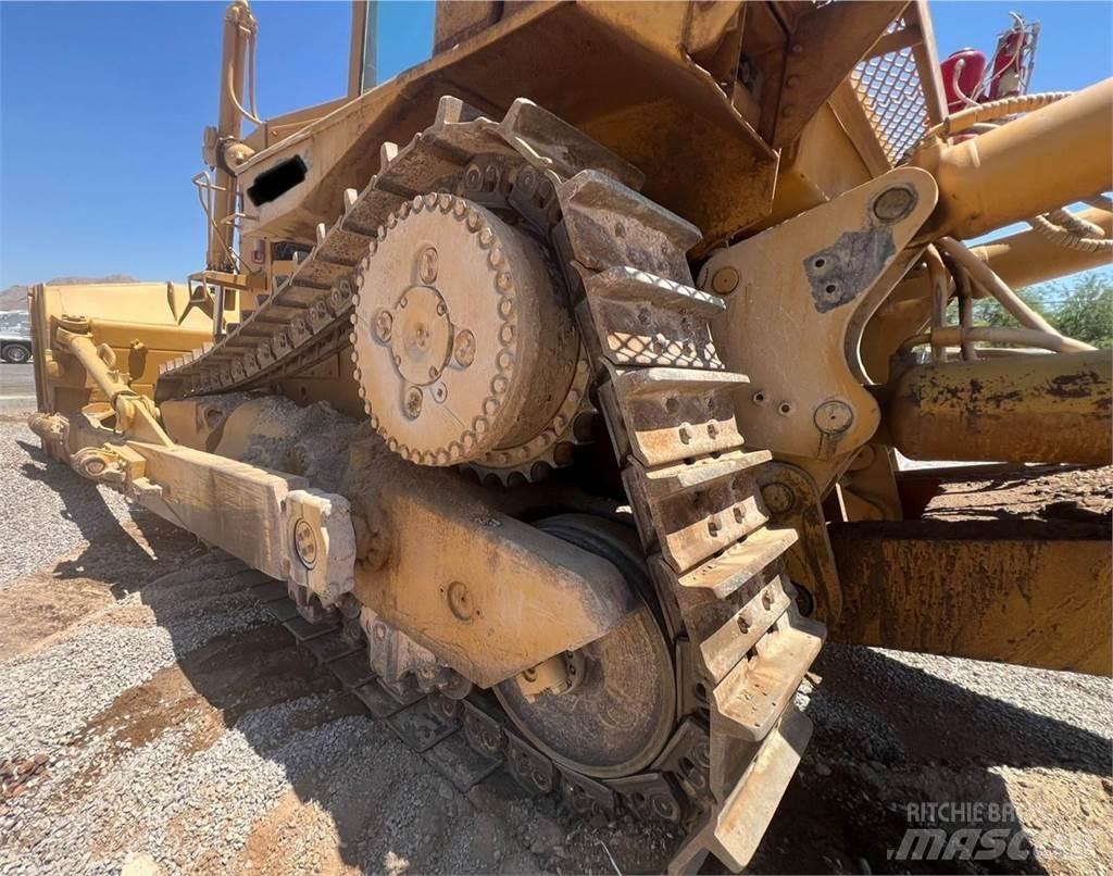 CAT D9L Rupsdozers