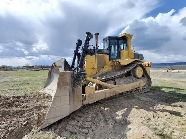 CAT D9N Rupsdozers