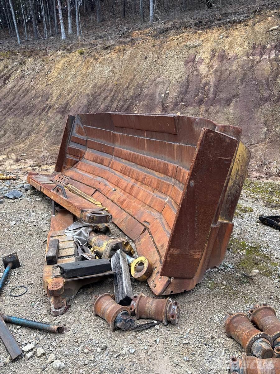 CAT D9R Rupsdozers