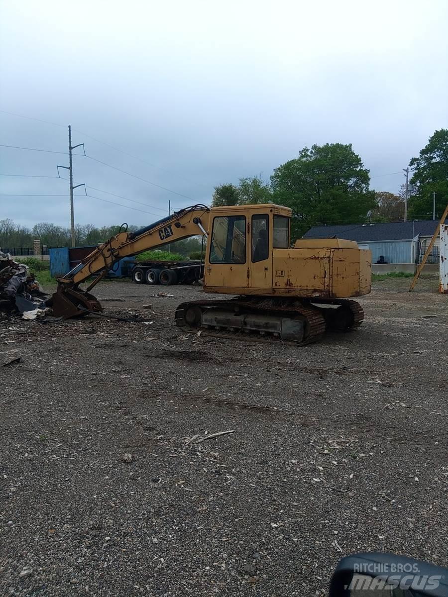 CAT E110B Rupsgraafmachines