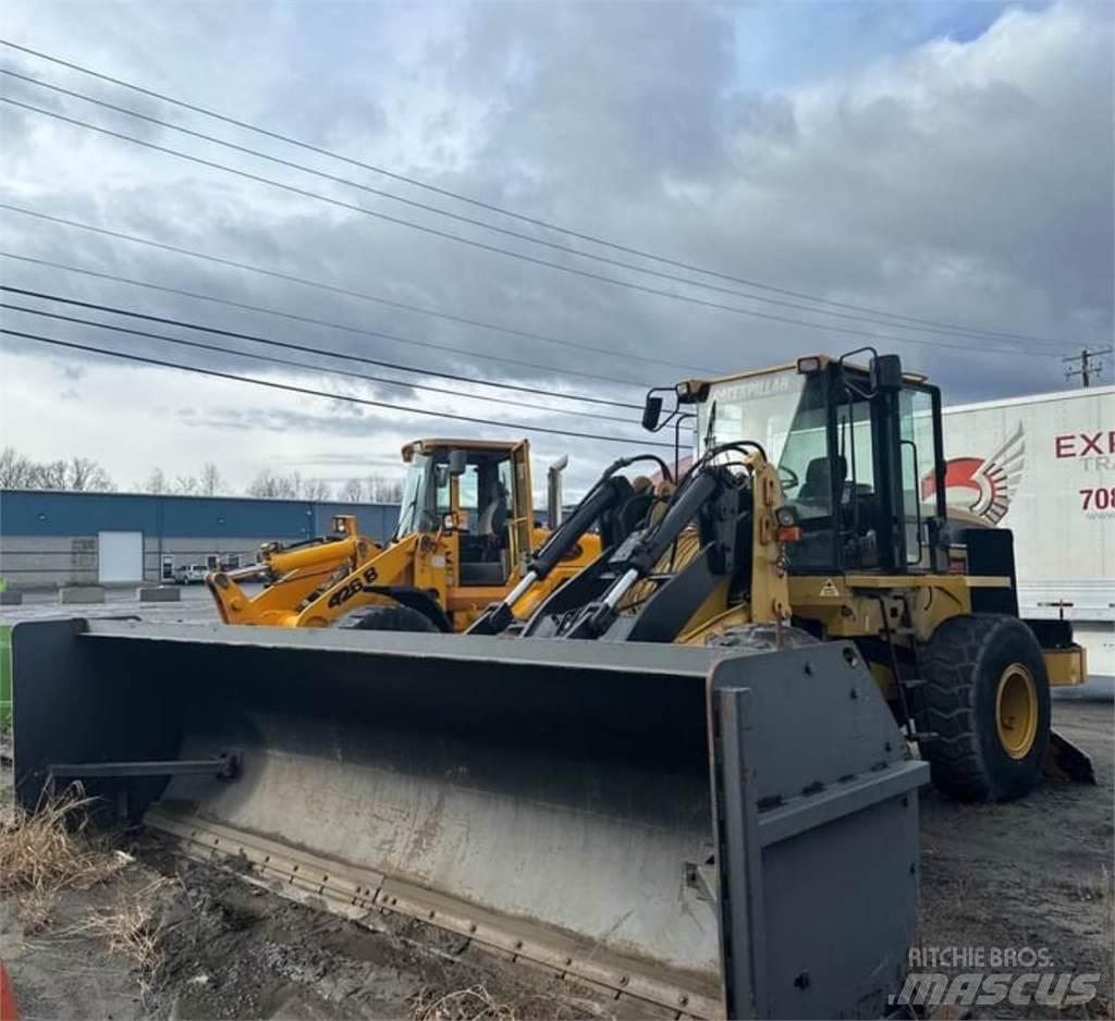 CAT IT38G Wielladers