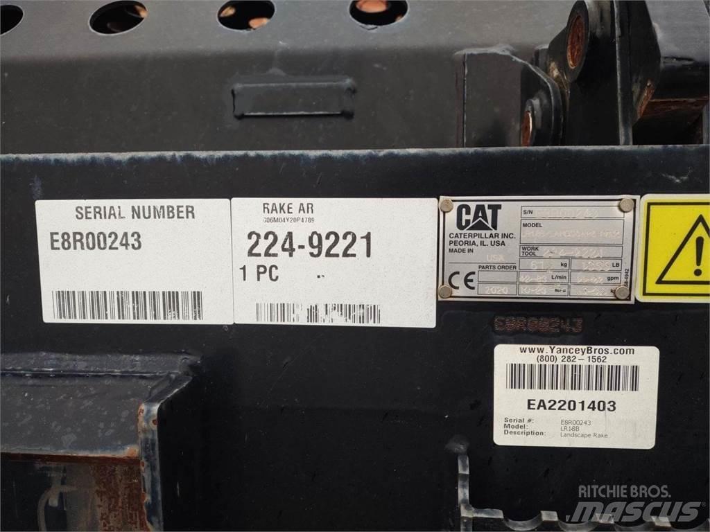 CAT LR18B Schudders
