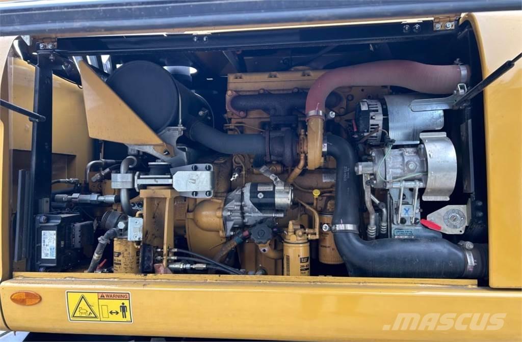 CAT M313D Wielgraafmachines