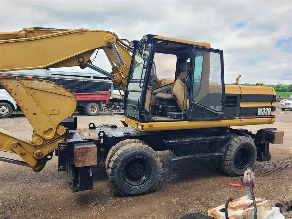CAT M320 Wielgraafmachines