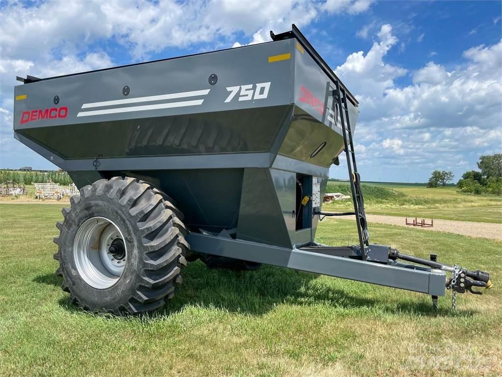 Demco 750 Graantransportwagen