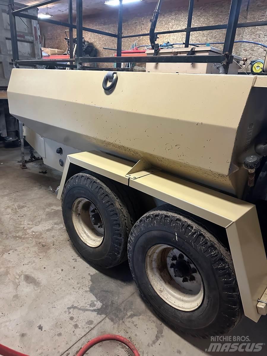 Finn T120 Silo's