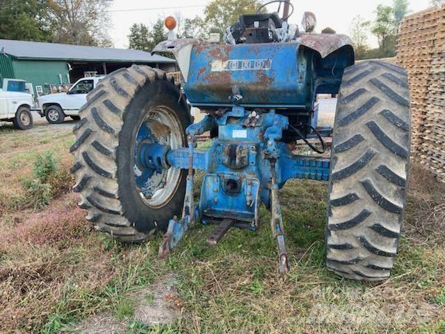 Ford 8000 Tractoren