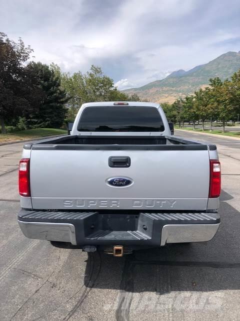Ford F-250 Bestelwagens met open laadbak