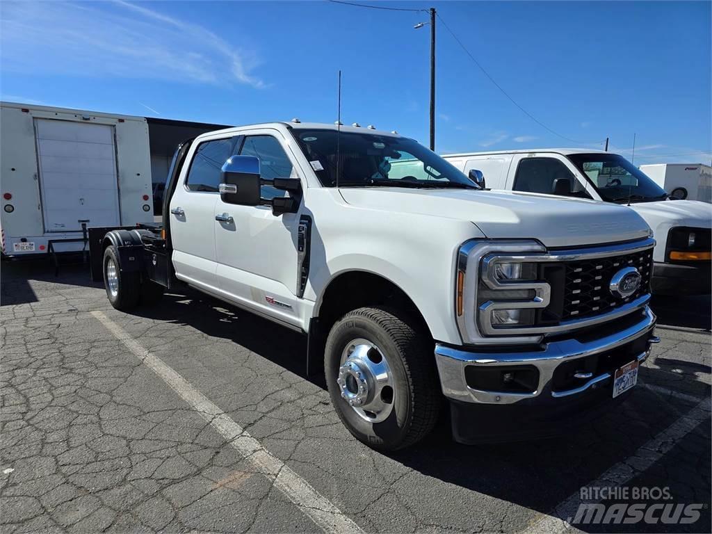 Ford F-350 Bestelwagens met open laadbak