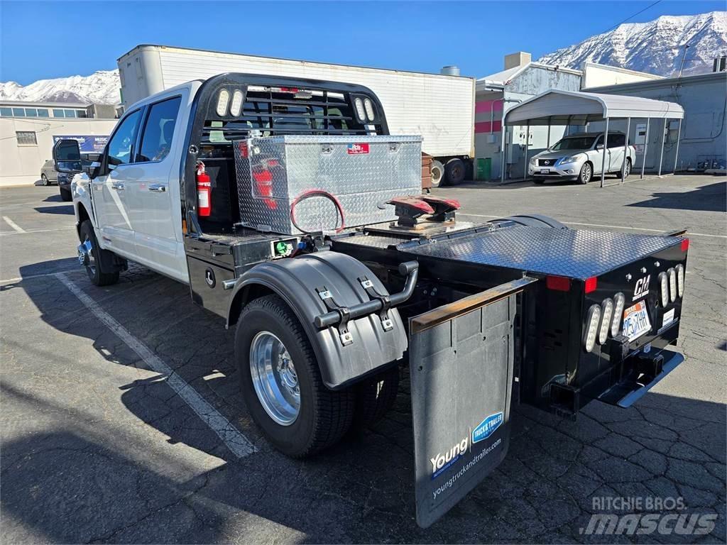 Ford F-350 Bestelwagens met open laadbak