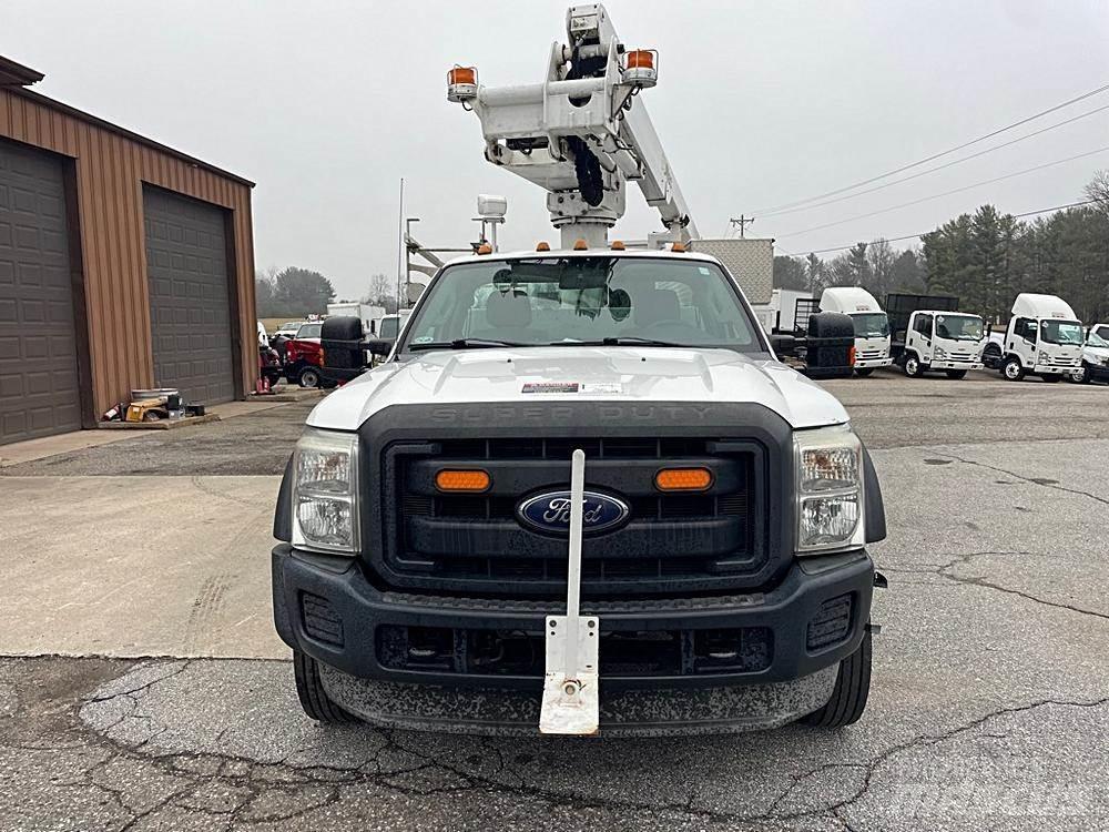 Ford F-450 Auto hoogwerkers