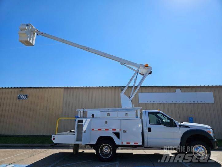 Ford F-450 Auto hoogwerkers