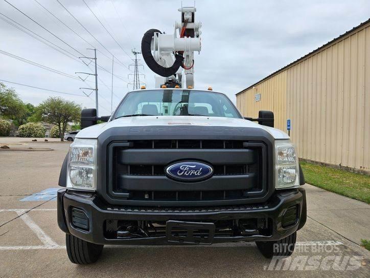 Ford F-550 Auto hoogwerkers