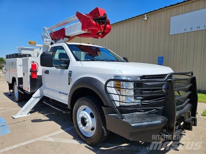 Ford F-550 Auto hoogwerkers
