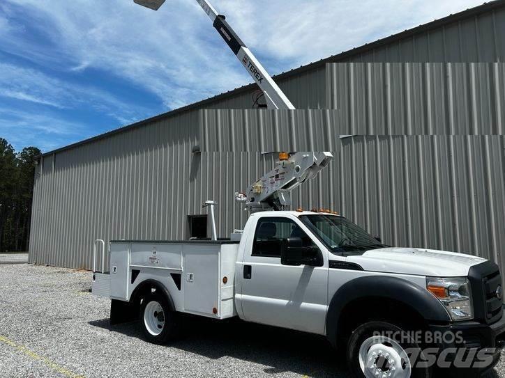 Ford F-550 Auto hoogwerkers