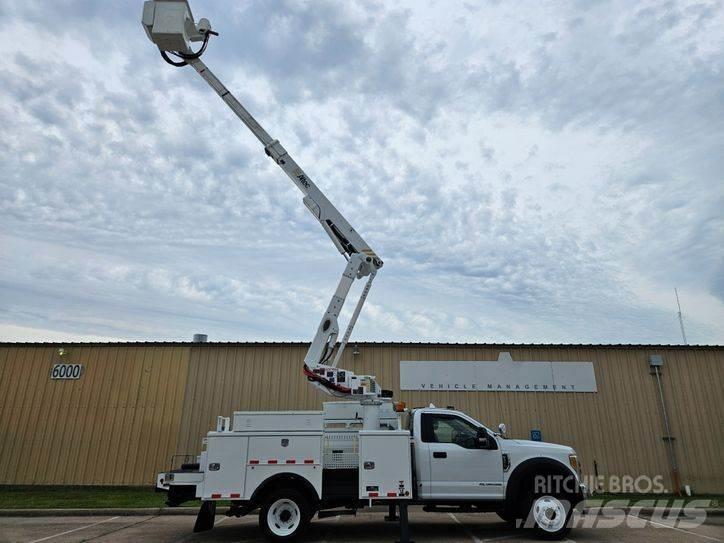 Ford F-550 Auto hoogwerkers
