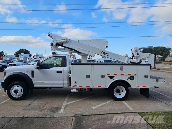 Ford F-550 Auto hoogwerkers