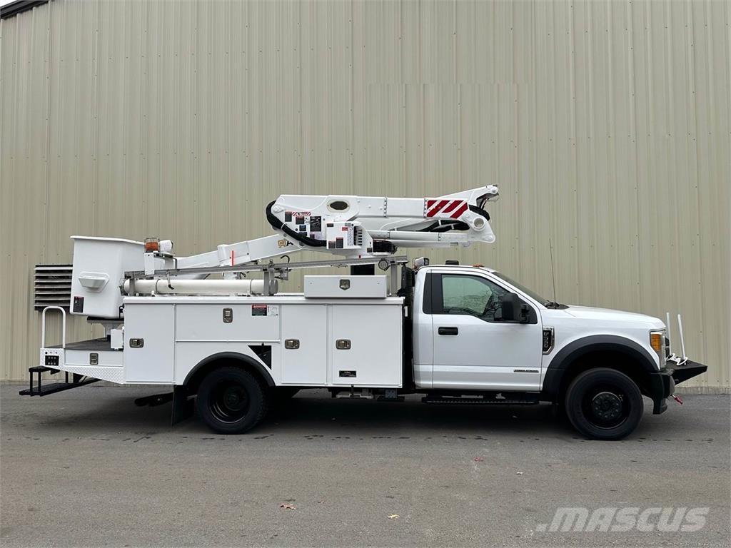 Ford F-550 Auto hoogwerkers