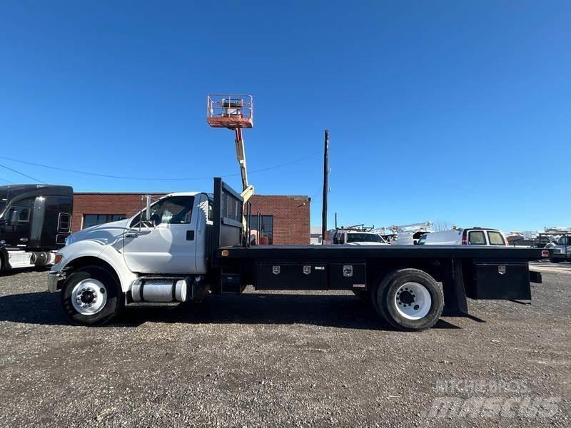 Ford F-750 Platte bakwagens