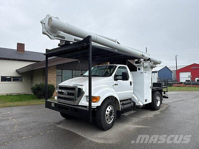 Ford F-750 Auto hoogwerkers