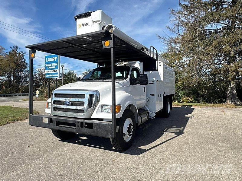 Ford F-750 Auto hoogwerkers