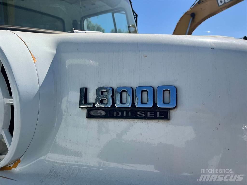 Ford L800 Kolkenzuigers