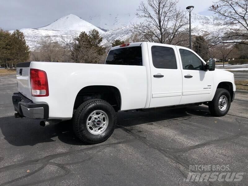GMC 2500HD Bestelwagens met open laadbak