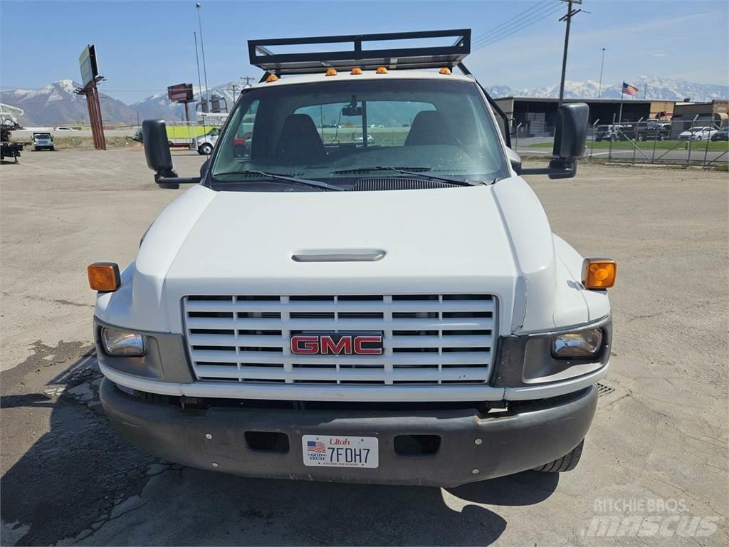 GMC C5500 Platte bakwagens