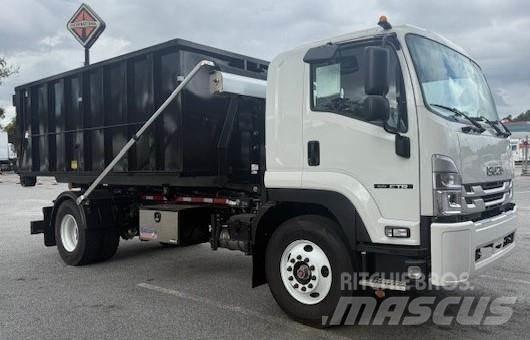 Isuzu FTR Vrachtwagen met containersysteem