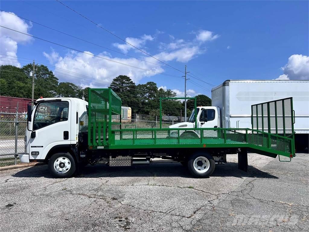 Isuzu NPR Bestelwagens met open laadbak