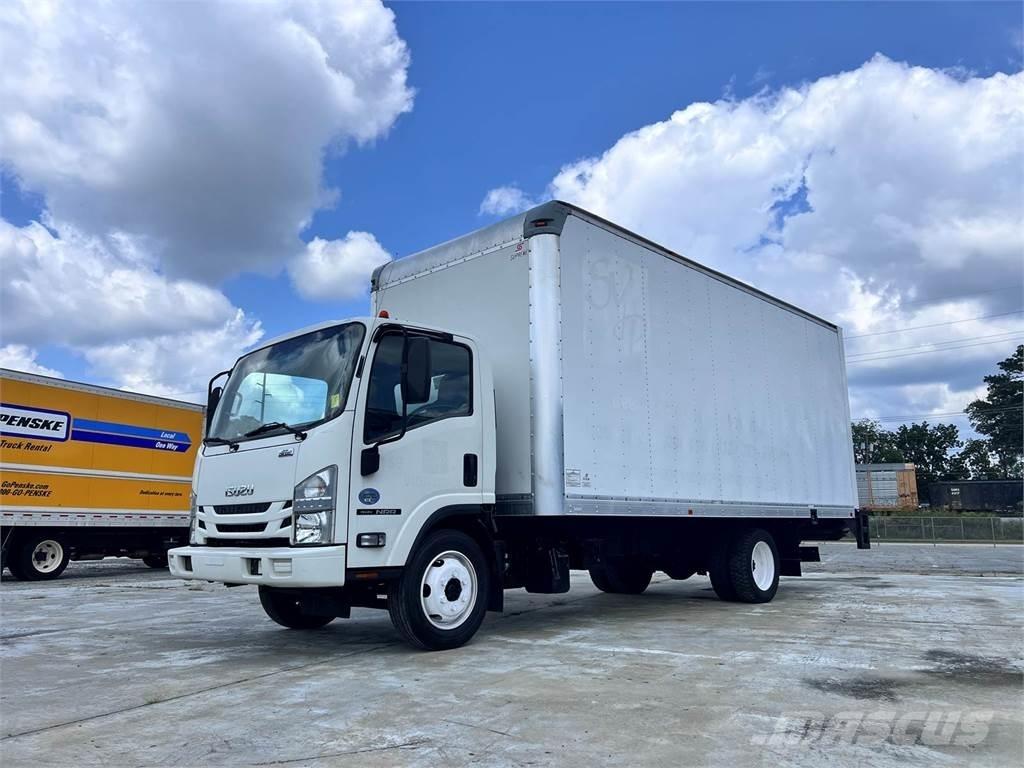 Isuzu NRR Bakwagens met gesloten opbouw