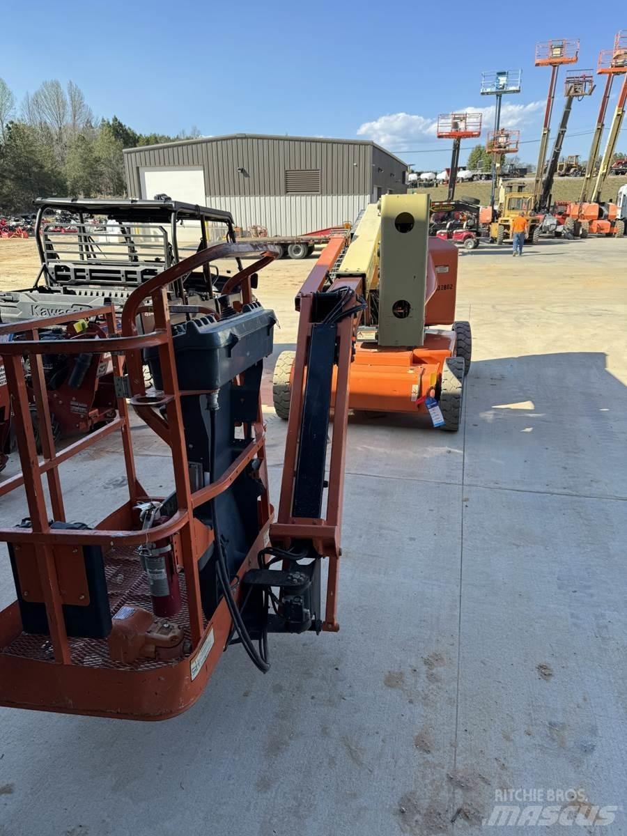 JLG E450AJ Knikarmhoogwerkers