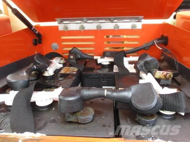 JLG M600J Andere liften en hoogwerkers