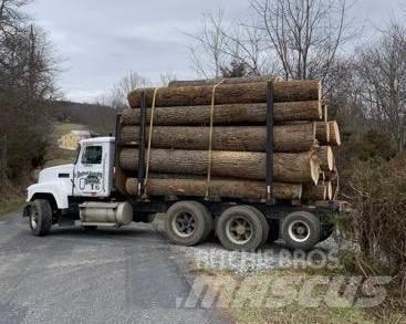 Mack CH613 Hout-Bakwagens