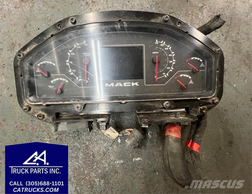 Mack LE612 Transport - Anderen