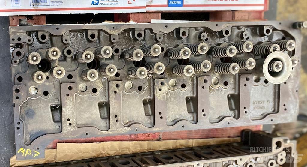 Mack MP7 Transport - Anderen