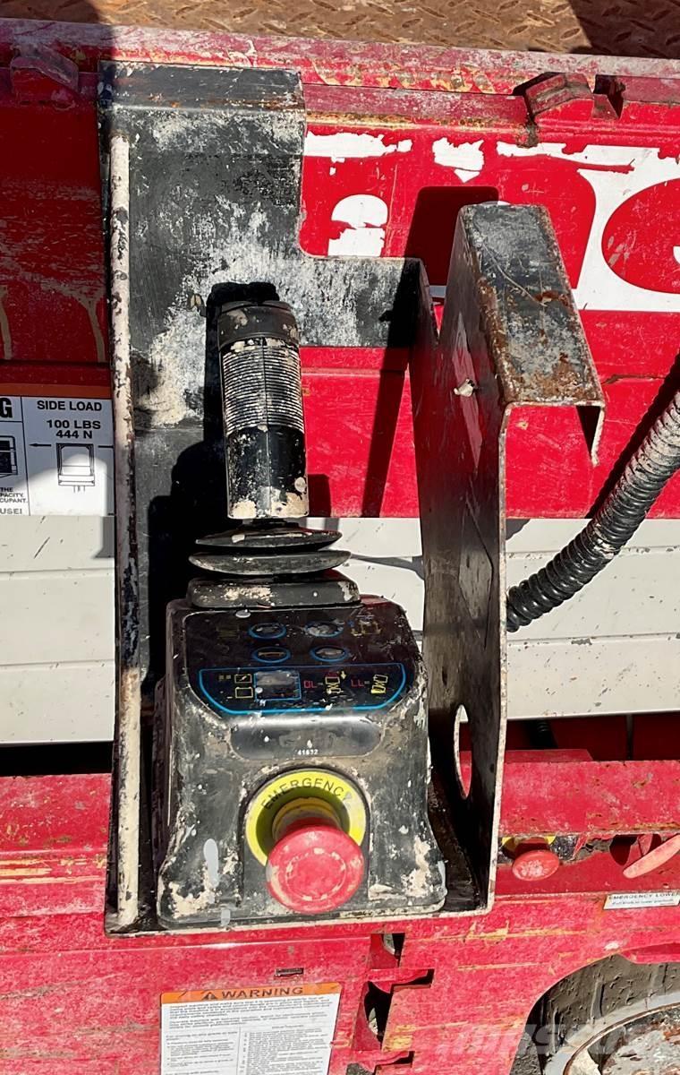 MEC 1930SE Schaarhoogwerkers