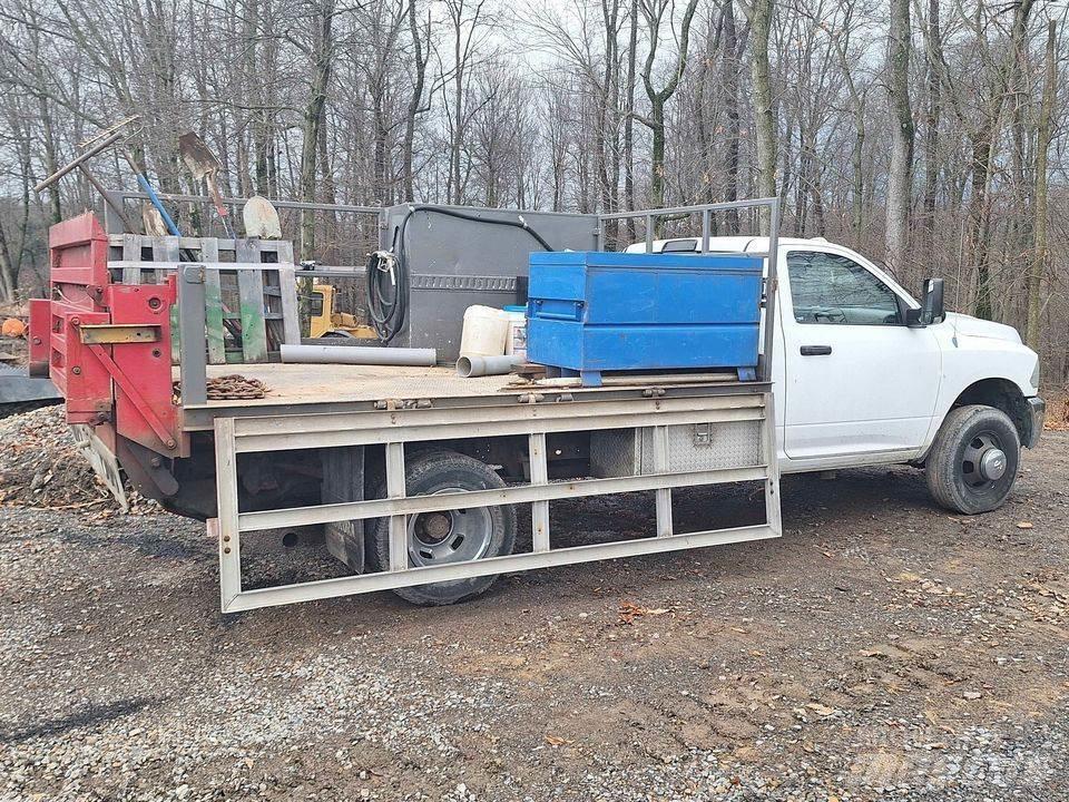 RAM 3500 Bestelwagens met open laadbak