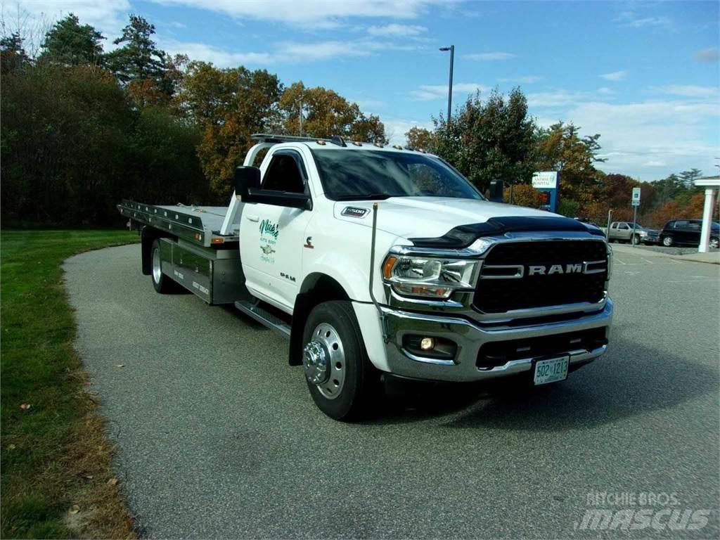 RAM 5500 Vrachtwagen met containersysteem