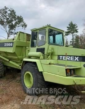 Terex 2566 Gesloten bedrijfswagens
