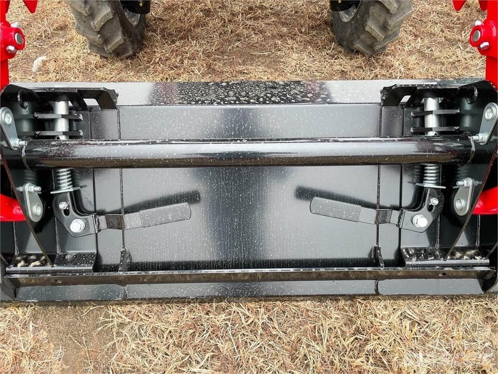 TYM T474 Tractoren